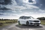 BMW 330i Touring M Sport 2019 года (UK)